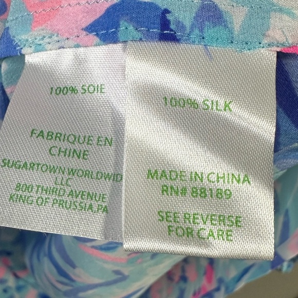Lilly Pulitzer Elsa Blouse in Breakwater Tint Party Wave Print Size Small - Picture 9 of 9